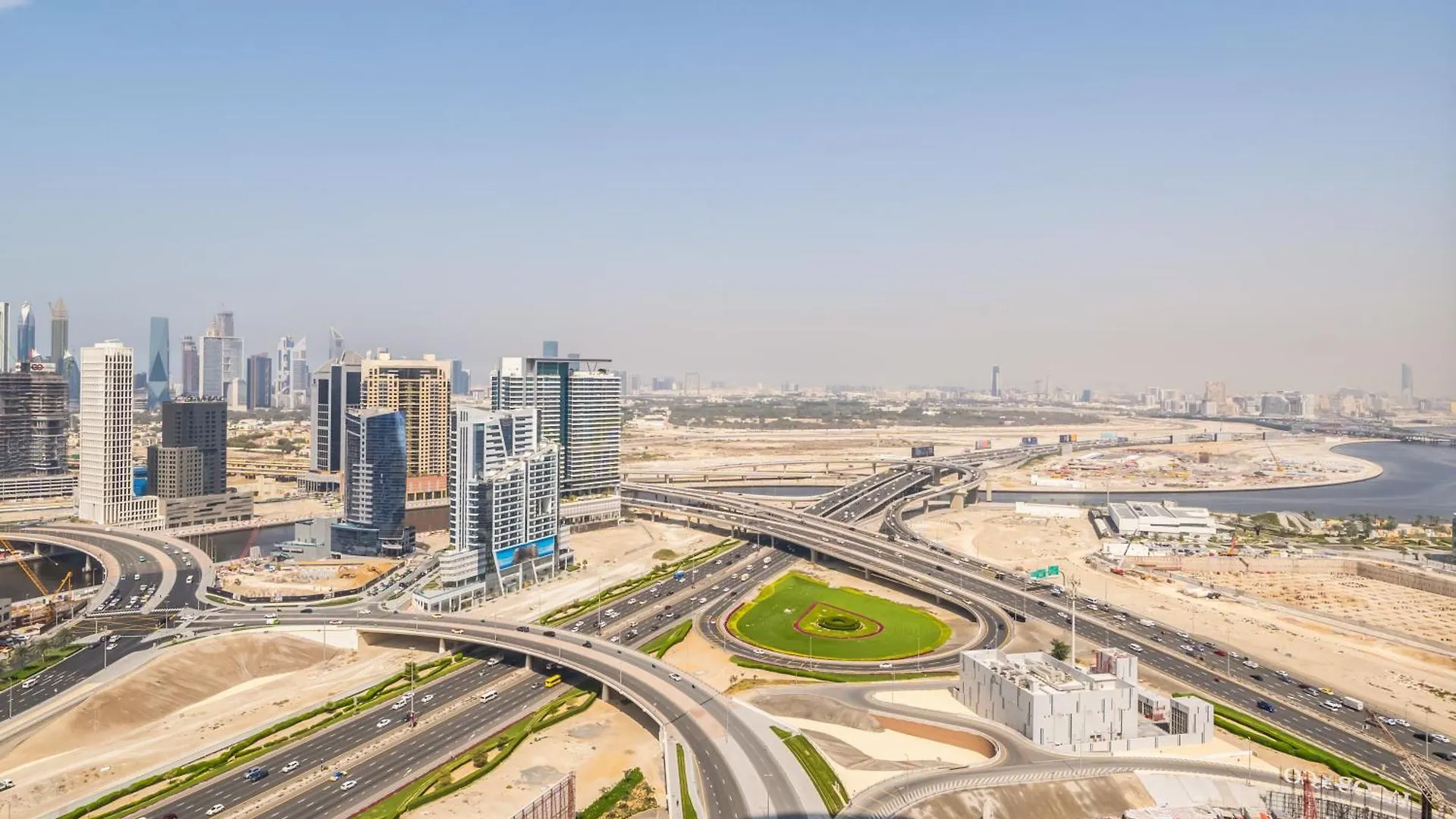 2Br In Luxurious Paramount Burj Khalifa View Pool & Gym Dubai Casa vacanze