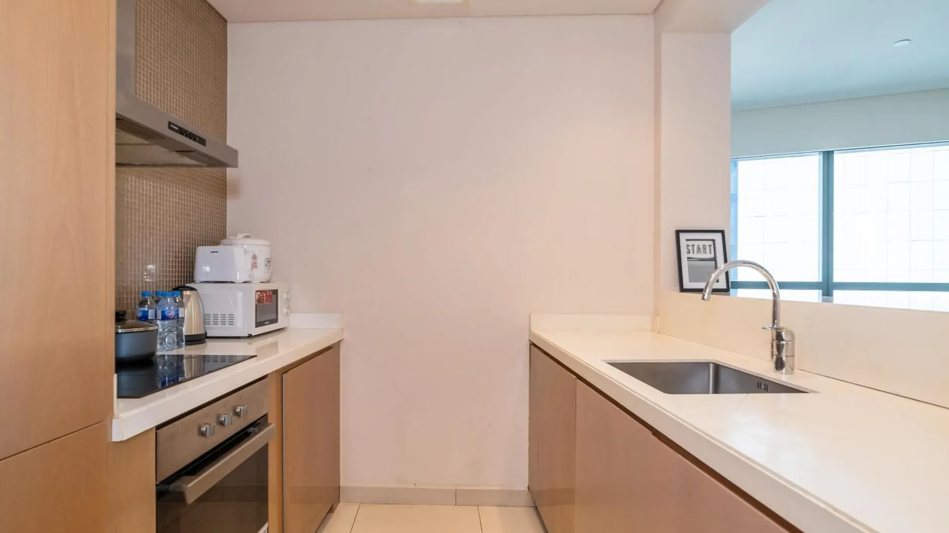 2Br In Luxurious Paramount Burj Khalifa View Pool & Gym Dubai 0*,  United Arab Emirates